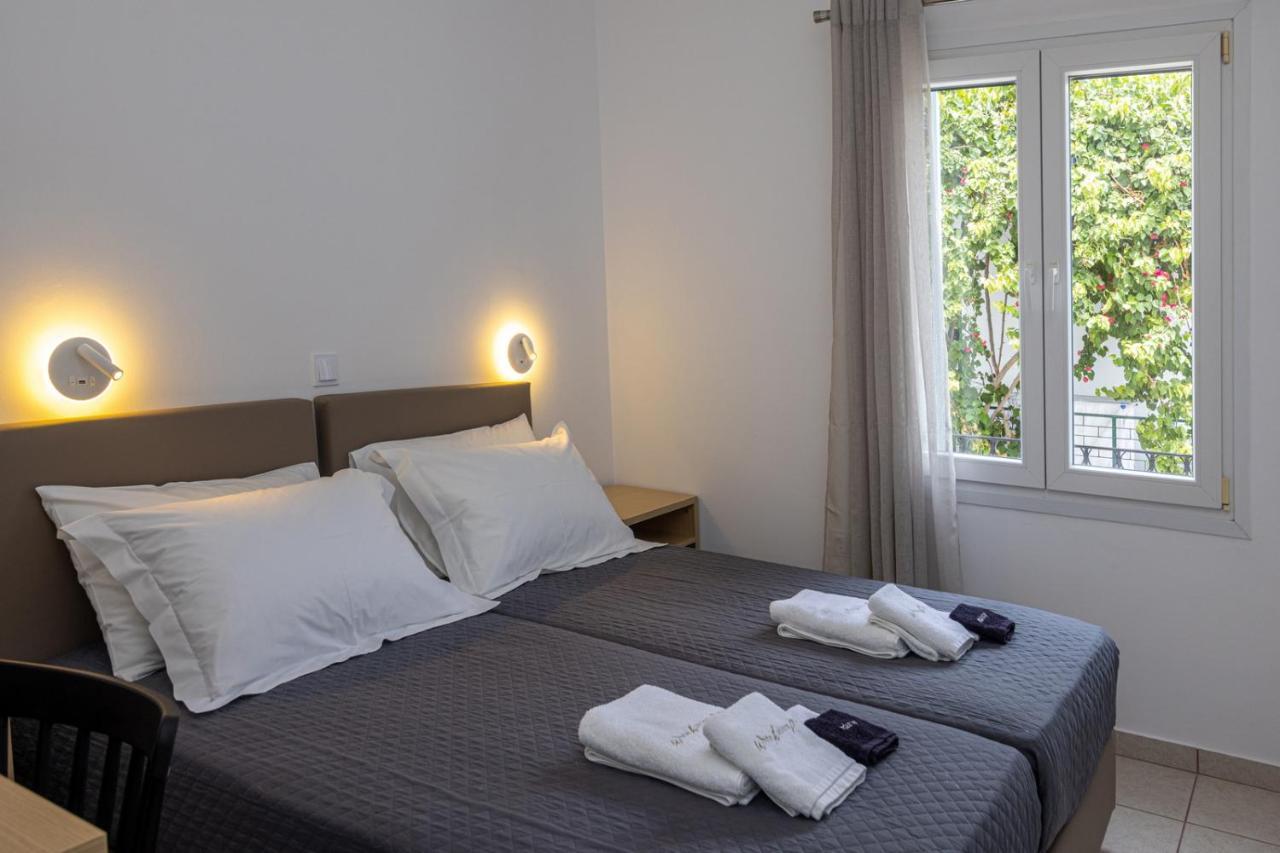 White Holidays Project Downtown Tinos Luaran gambar