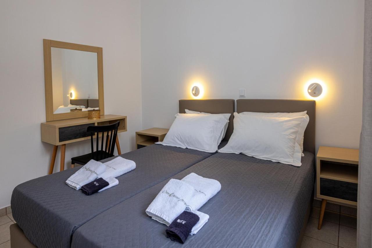 White Holidays Project Downtown Tinos Luaran gambar